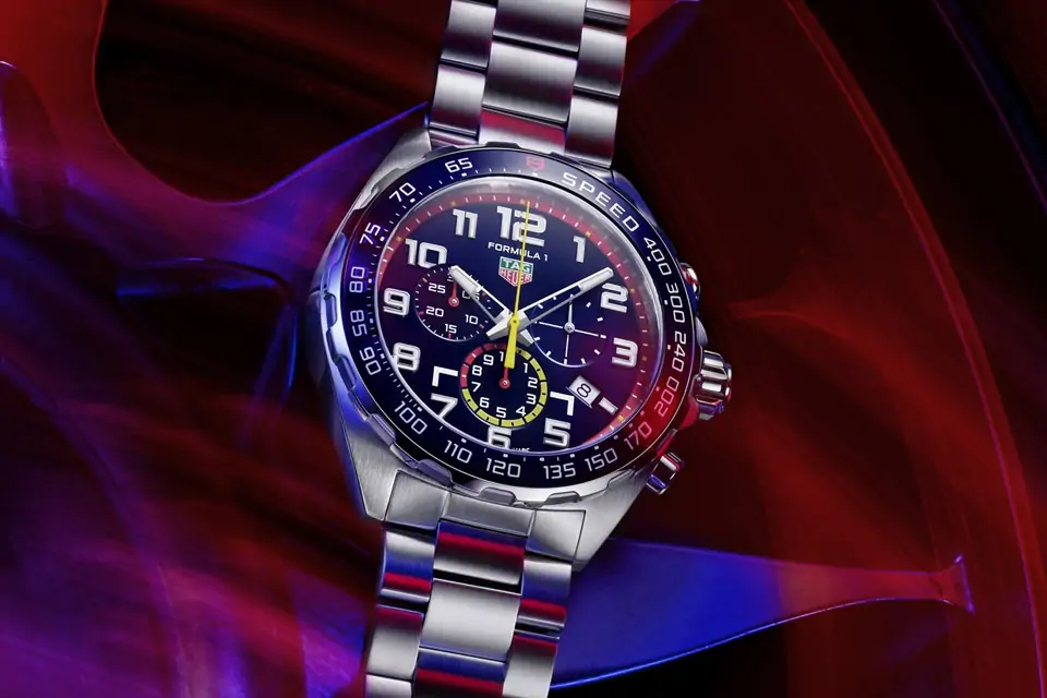 TAG Heuer montre red bull